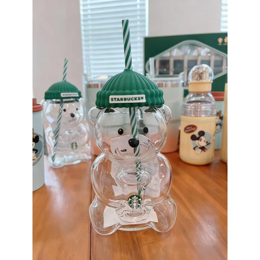 

Bear shaped glass plastic straw cup, transparent cup body with green lid, large capacity colddrink cup,suitable forcoffeeandcola