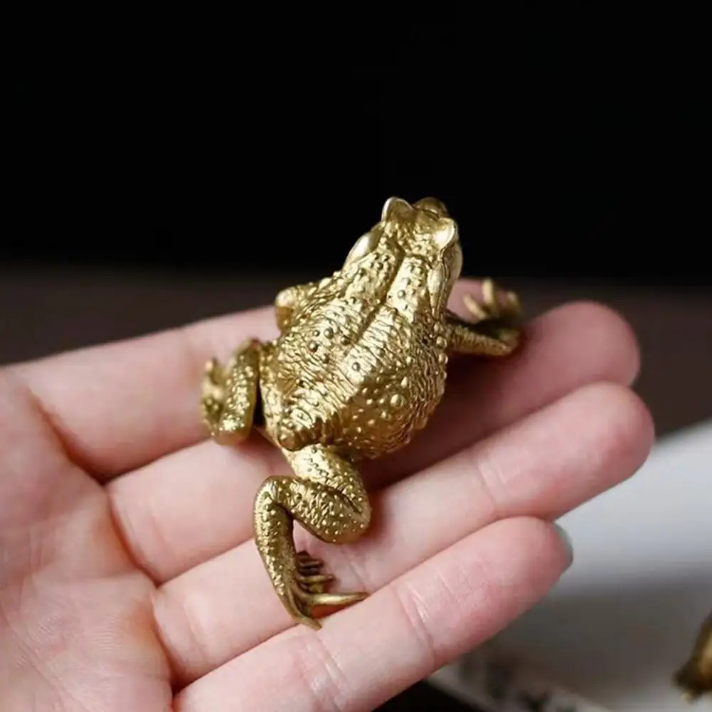 Mini Frog Figurine Brass Frog Figurine Lucky Animal Sculpture Feng Shui Decoration Ornament Gift Brass Toad Figurine