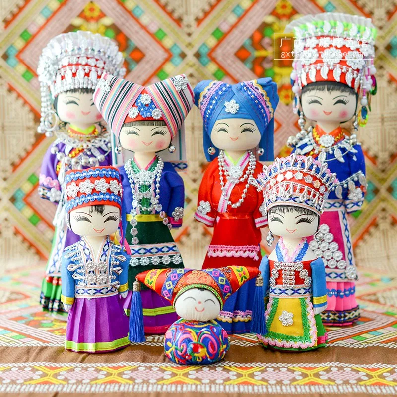 

Guangxi Ethnic Characteristic Crafts, Zhuang and Miao Dolls, Gifts, Decorations, Home Furnishings, Gifts, and Souvenirs