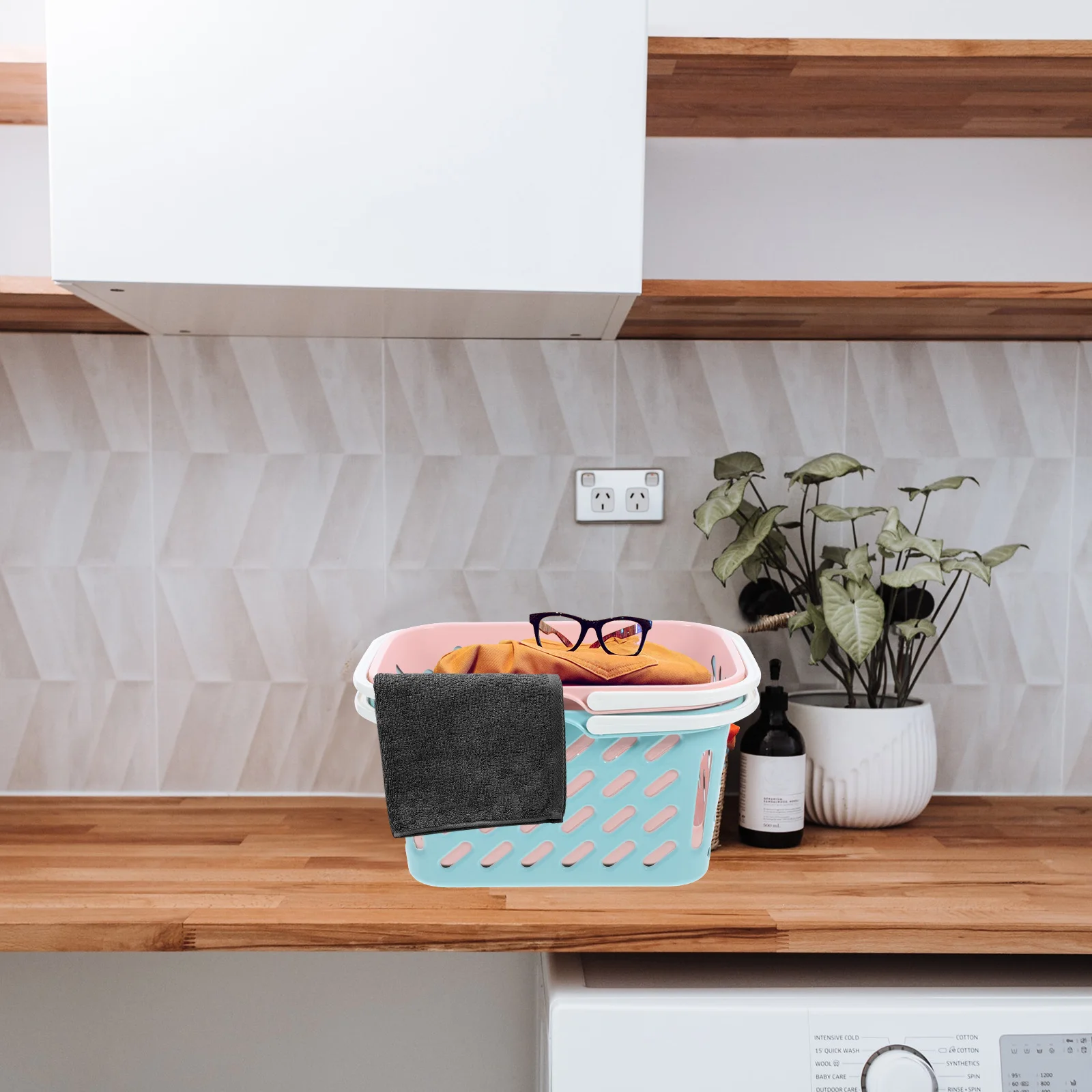 

2Pcs Plastic Handled Storage Basket Portable Lightweight Organizer for Fruit Vegetable Bathroom Sundries