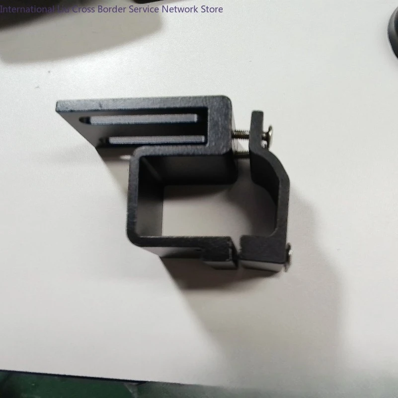 Traveler-specific roof crossbar, car stand, platform luggage rack non-destructive installation