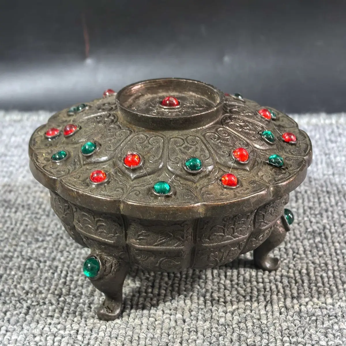 Collection, Datang Zhenguan annual auspicious beast incense burner handicrafts home ornaments weigh about 630 grams