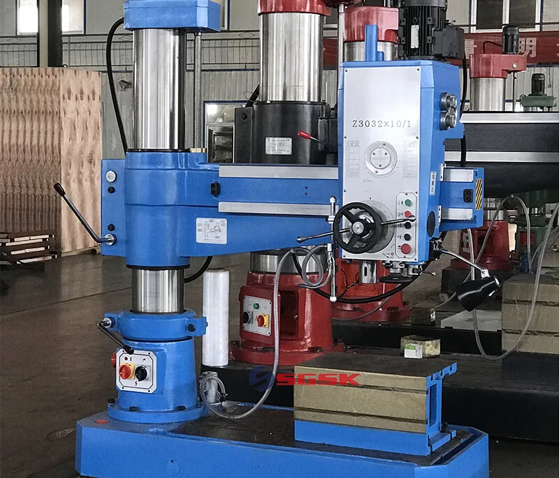آلة حفر الذراع الشعاعية Z3032x10 آلة طاولة الحفر للمعادن