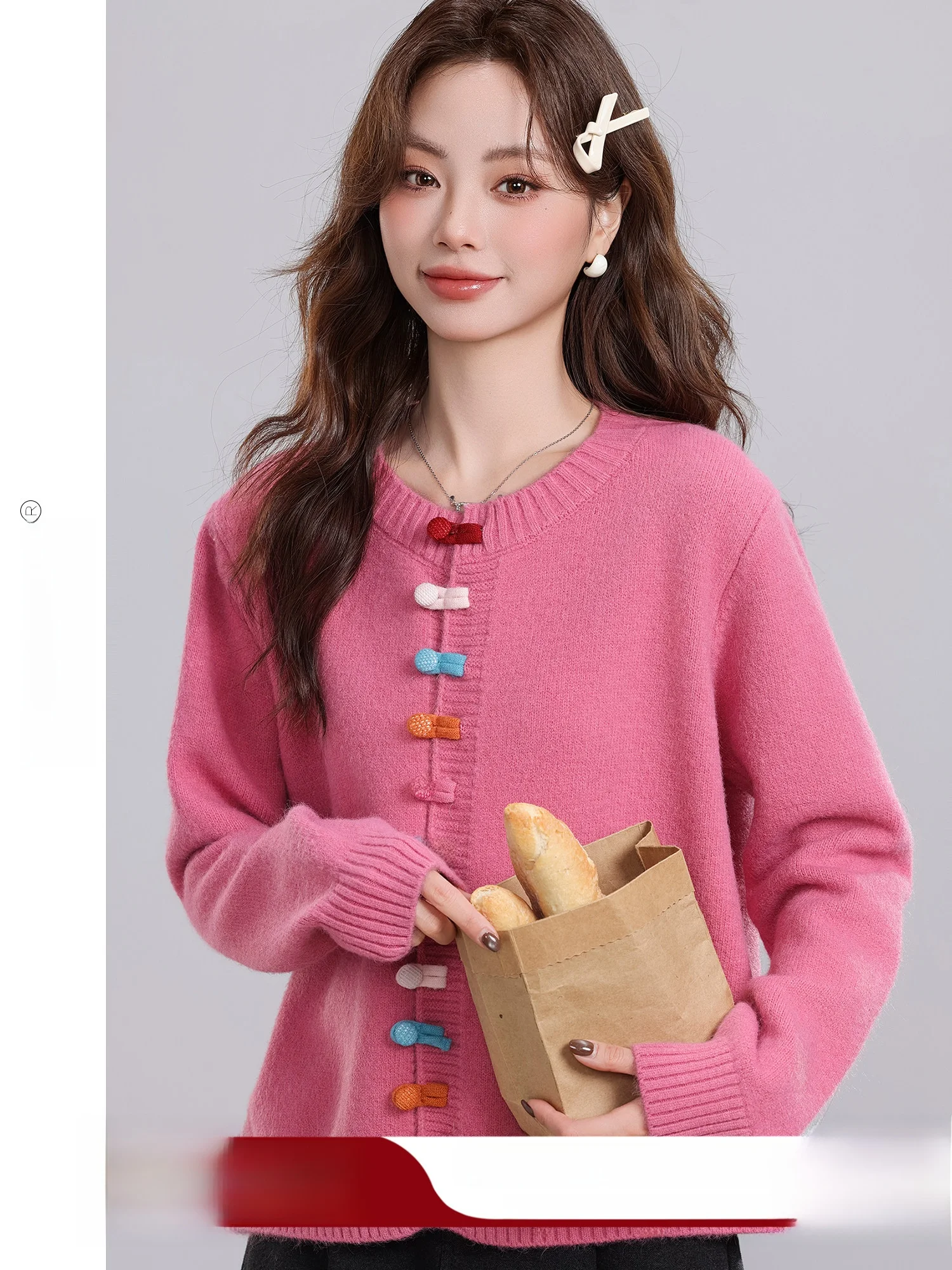 

Fashionable Dopaamine Button Women's Sweater Pink Winter New Arrival round Neck Long Sleeve Loose Fit Online Exclusive
