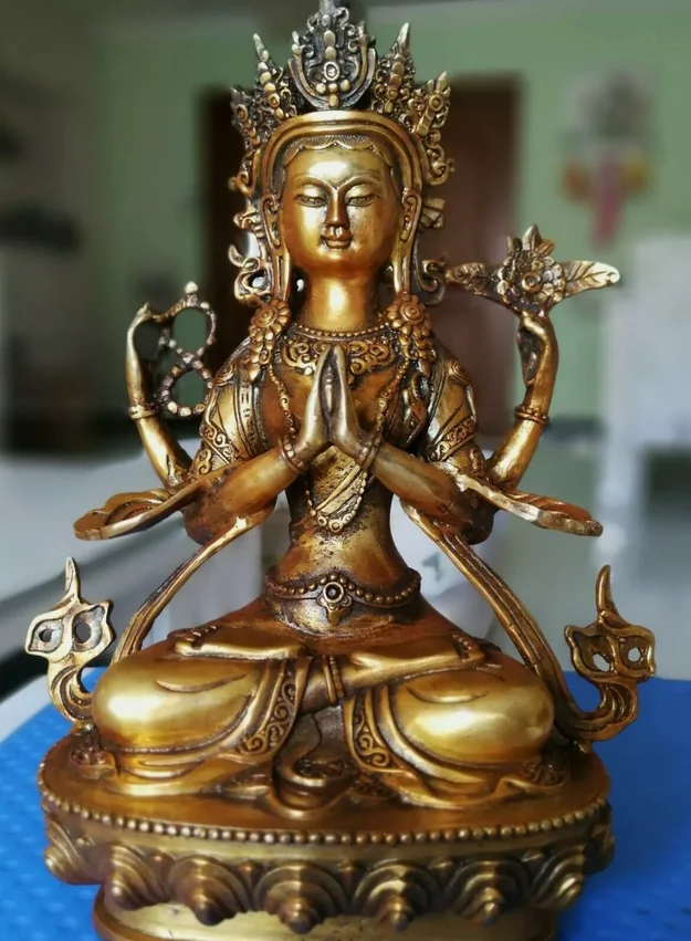 Buddhism Buddha Divinity bronze avalokiteshvara Chenrezig Kwan-yin 4 arms Statue