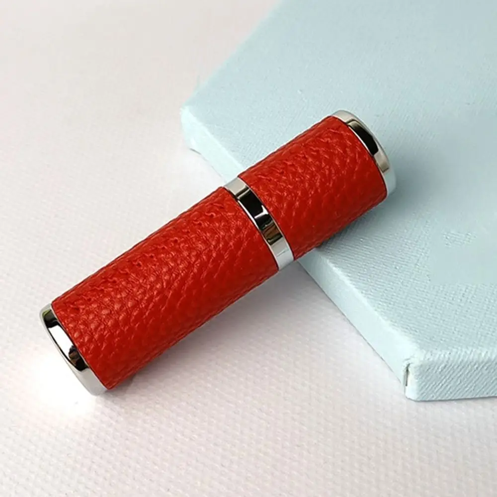 

Pump 5ml Leather Bottle Portable Empty Fragrance Spray Bottle Ultral Fine Mist Mini Pocket Dispenser Men