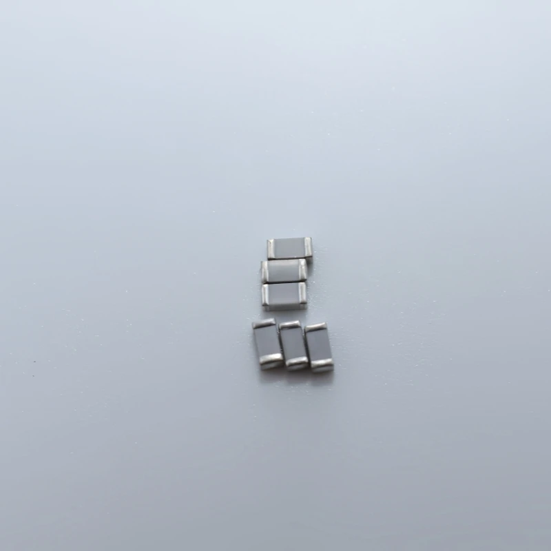 100Pcs/Lot 1206 39NF 50V 393J 0.039UF ±5% NPO COG SMD Chip RF Wireless capacitor,Low temperature drift GRM3195C1H393JA01D