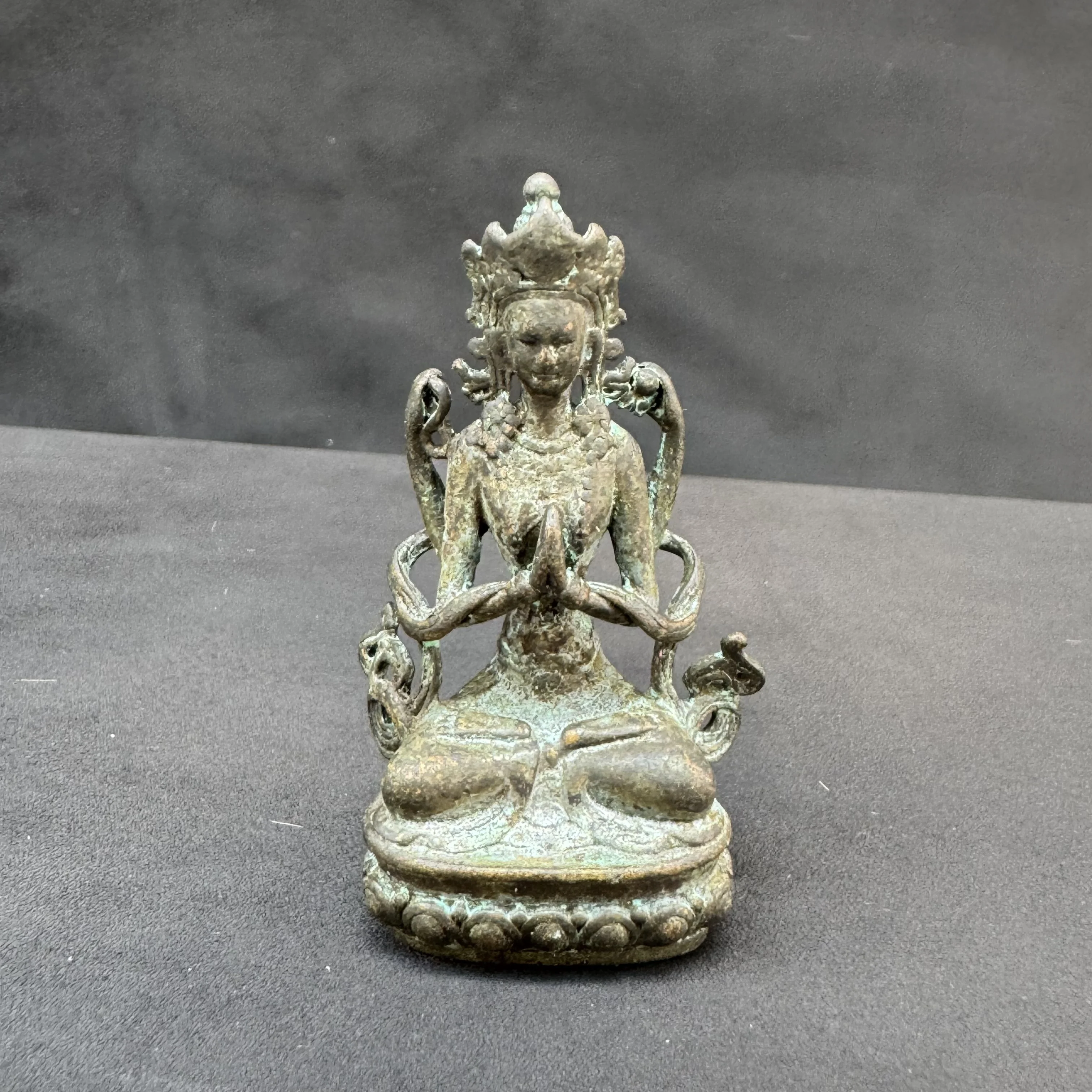 China metal solid carving old Lima copper four-armed Guanyin Buddha desktop decoration small ornaments
