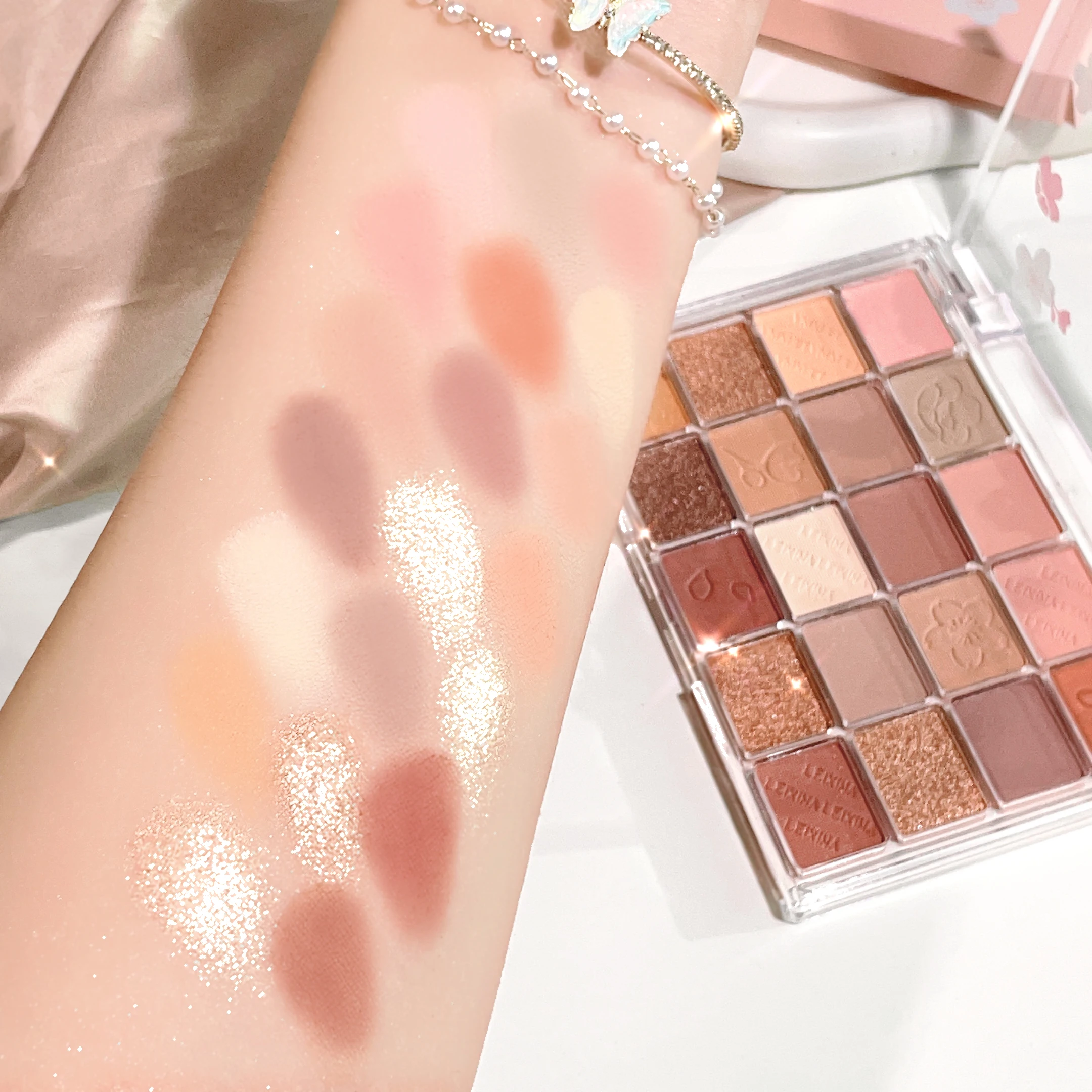 20 color eyeshadow tray, matte shimmer high pigment makeup, multi-color brown tone long-lasting daily wear eyeshadow, suitable f