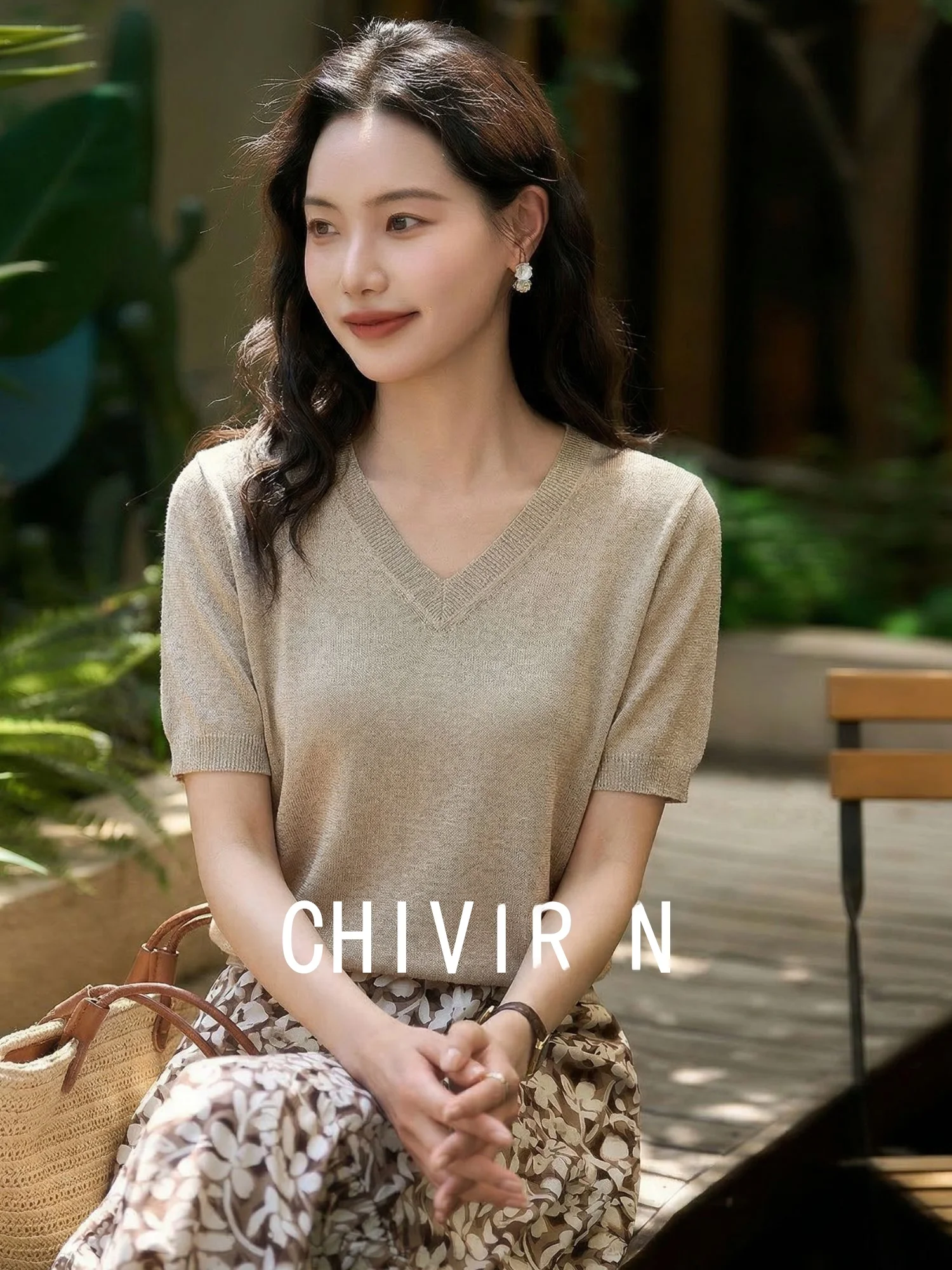 

Chivirin Cashmere Short Sleeve V-Neck Knitted Top Women's Slim Fit Fashionable Summer Thin Style Casual Leisure Outerwear