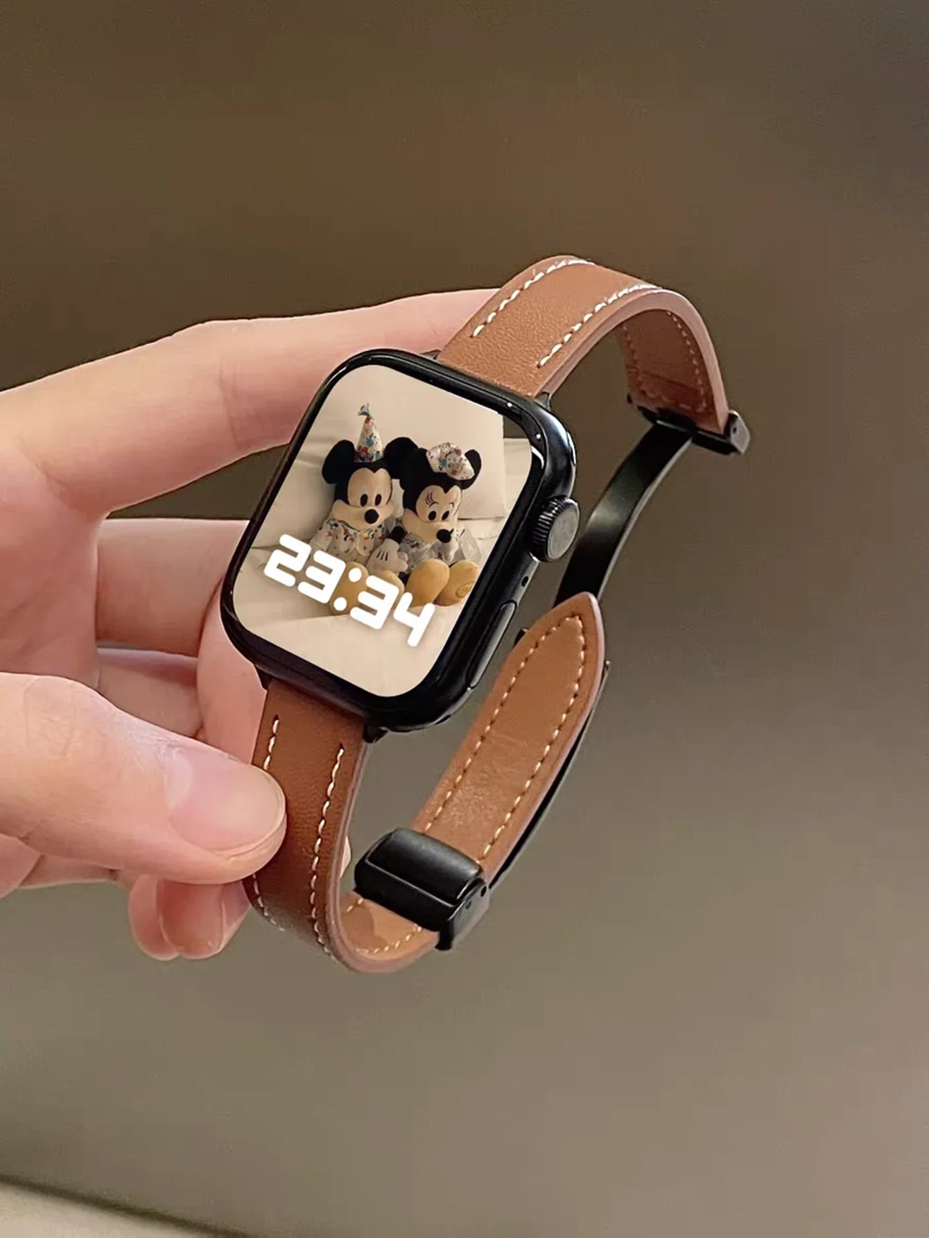 upscale Magnetic Leather loop Slim Correa For Apple Watch band Series 38mm 40mm 41mm 42mm 44mm 45mm 46mm 49mm Strap