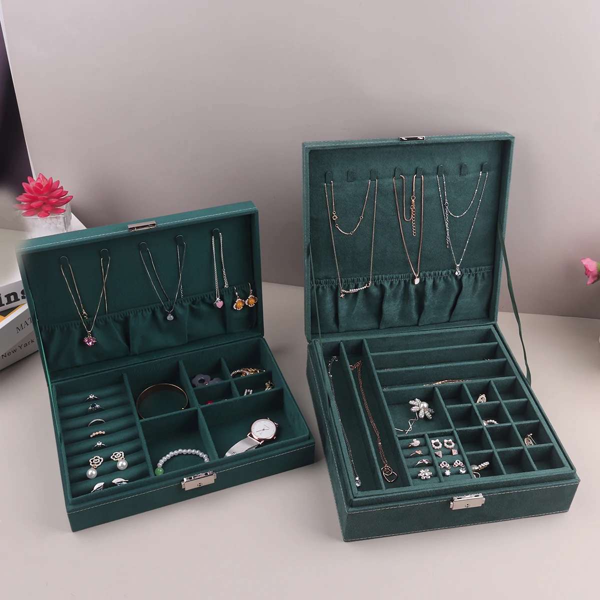 New Green 3-Layer Flannel Jewelry Organizer Box Necklaces Earrings Rings Display Holder Case for Women Large Capacity With Lock