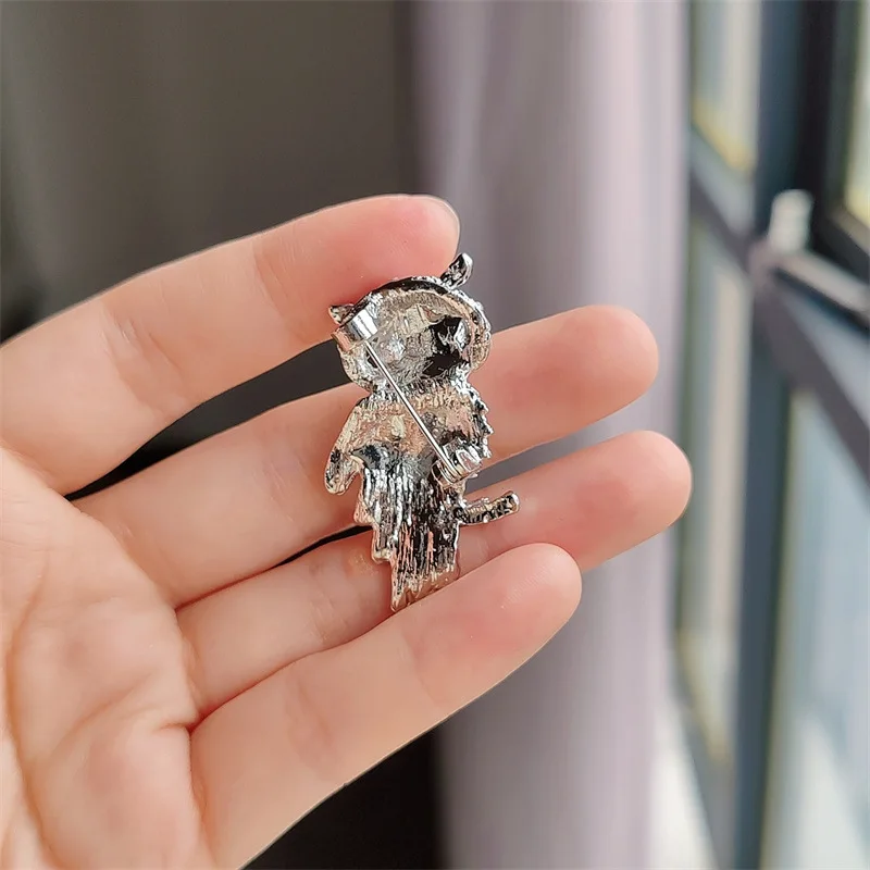 Delicate Owl Brooches Trendy Rhinestone Animal Brooch Badge Pin New Fashion Jewelry Women Gifts Party Clothing Accessories