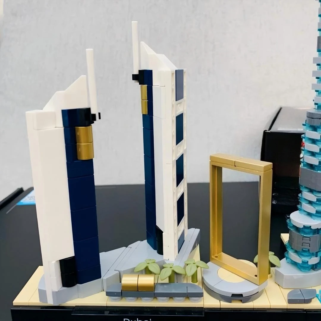 Architettura spettacolare a Dubai21052 Set di blocchi da costruzione adatti per regali di Natale compatibili con particelle Legoed, 740 pezzi
