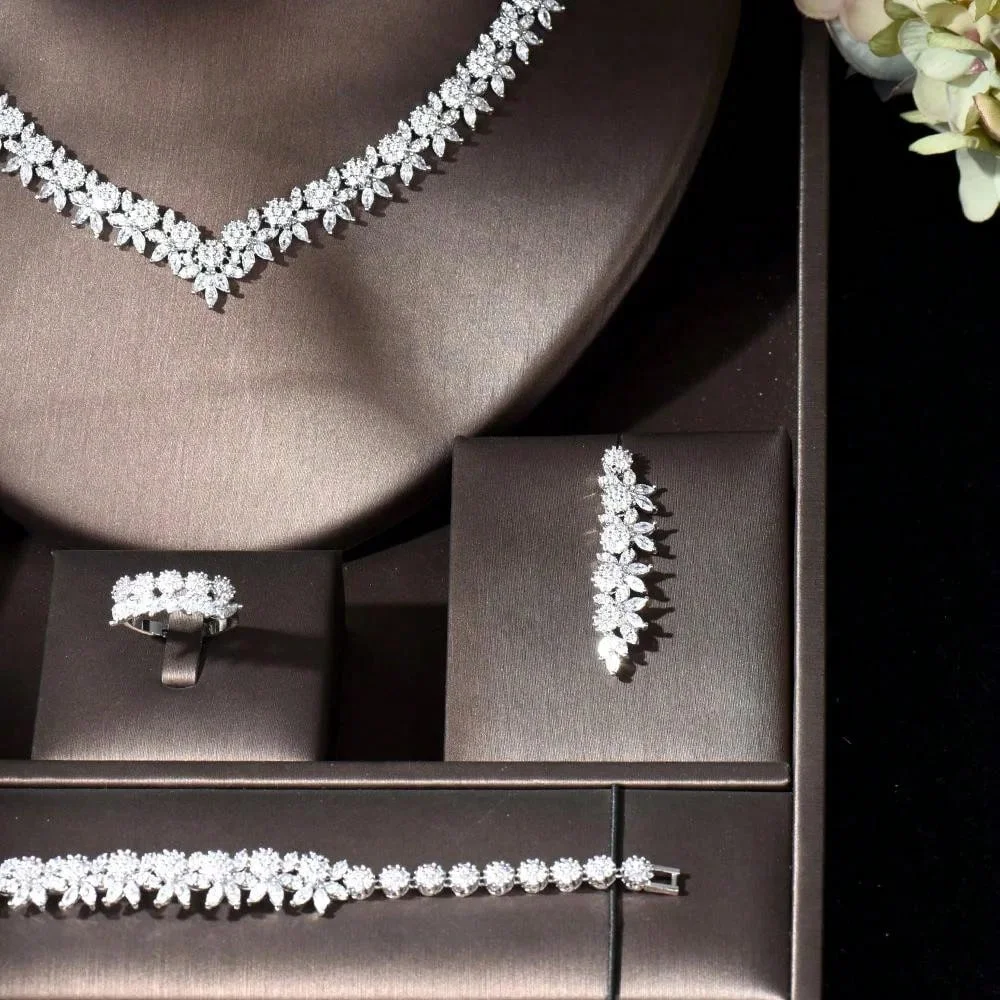 Set delicato di gioielli zirconi collana orecchini braccialetto set da sposa donna estate festa matrimonio sera accessori Q-26