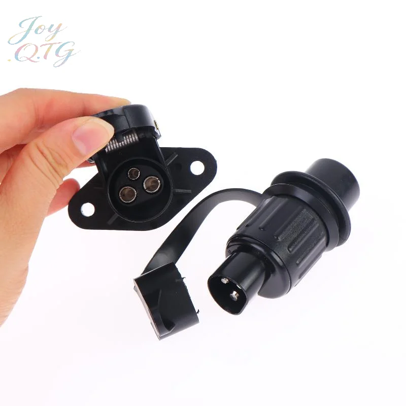 12V 3 Pin Trailer Socket Flat Plug Connector Plastic European Car Cable Connector Socket Trailer Truck Power Supply Plug