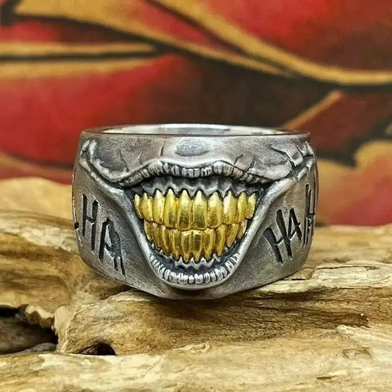 Vintage Funny Handmade Carved Clown Smile Face Open Ring for Women Men Hip-Hop Vintage Artistic Niche High-End Jewelry Gifts