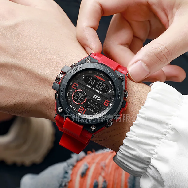 ساعة إلكترونية فاخرة للرجال ساعة رياضية خارجية ساعة توقيت مقاومة للماء بتقويم رقمي 24355