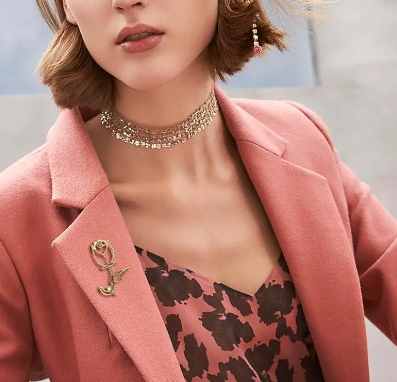 Fashion Hollow Metal Alloy Rose Brooches For Women Simple Design Clothing Coat Jewelry Party Accessories Gifts