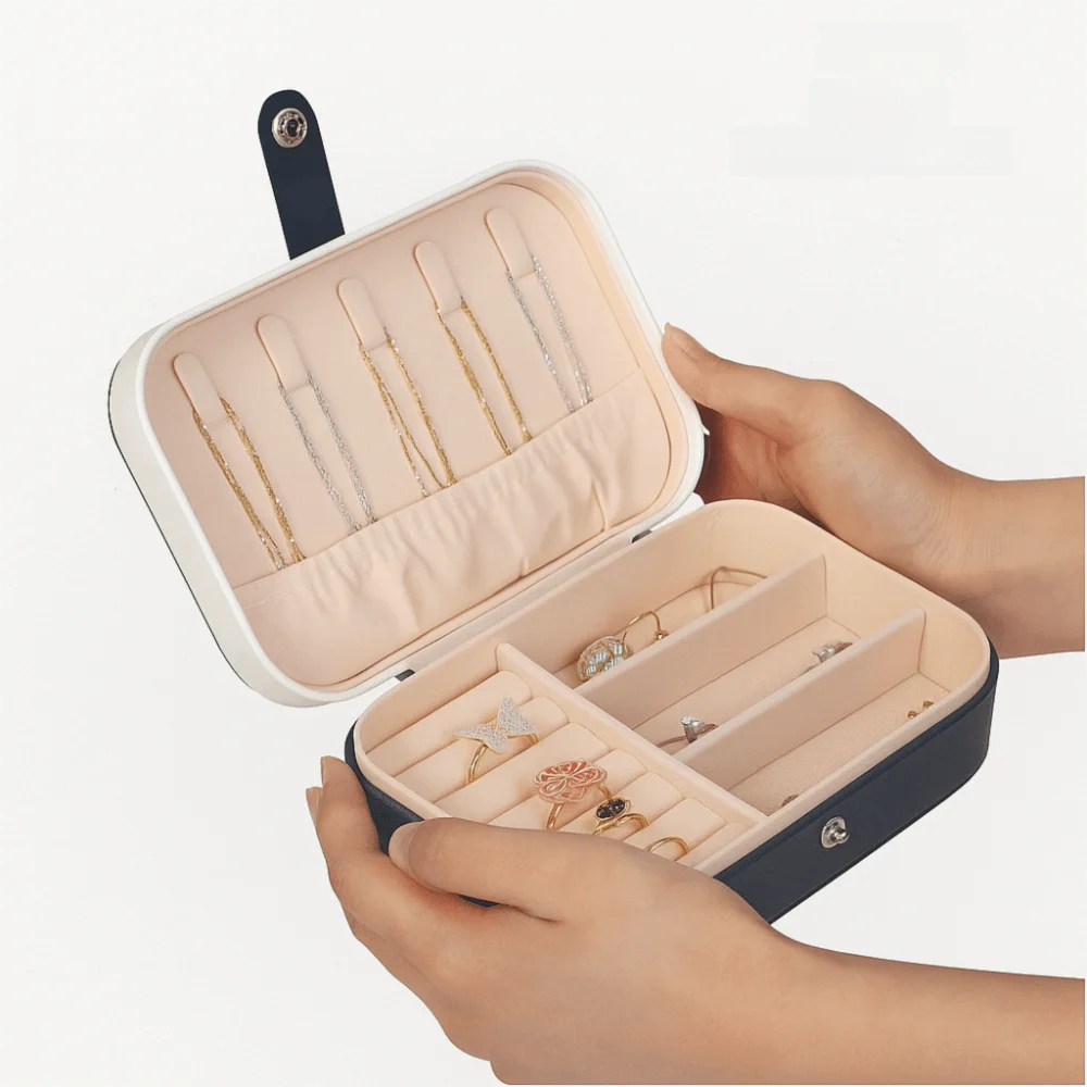 

Simple Vintage Jewelry Storage Box Square PU Leather Necklace Ring Case Jewelry Display Case Mini Earring Organizer Travel