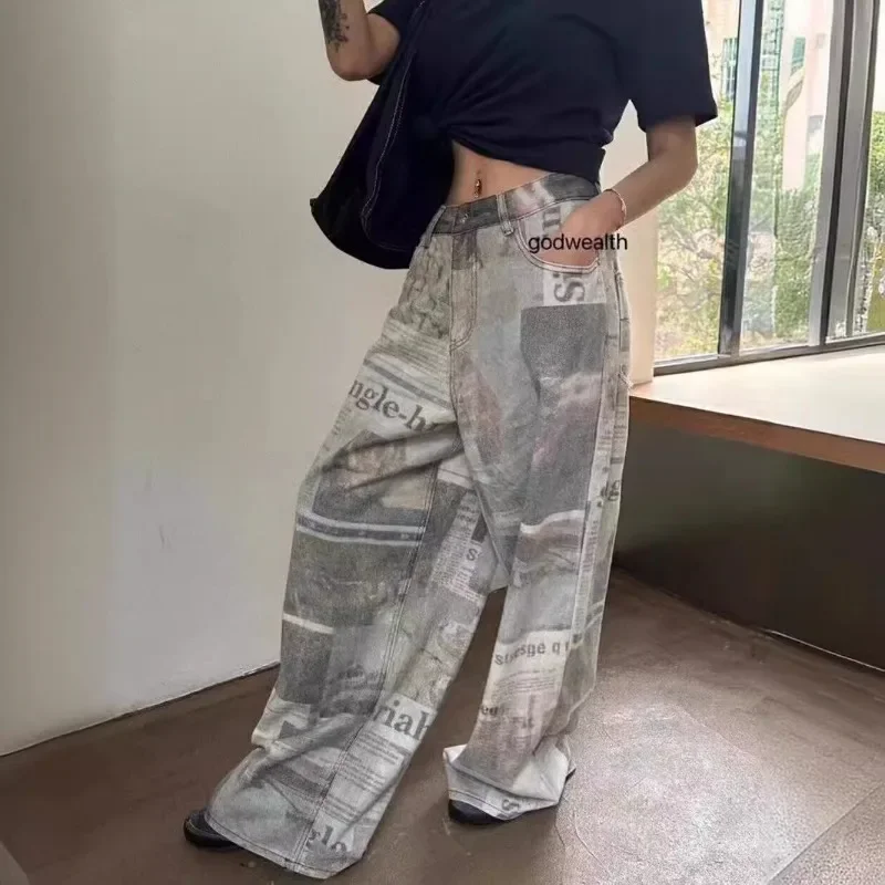 

American Style Newspaper Printed Wide Leg Jeans A Slimming Effect for Women Straight Leg Mop Pants Female Clothes
