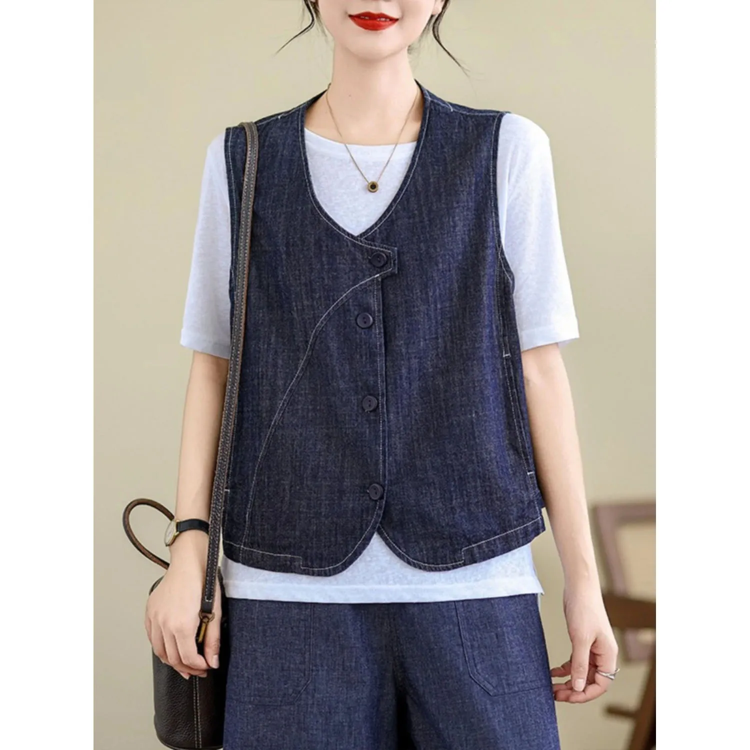 Large Size Fashion European Denim Vest Women's New Loose Casual Versatile Sleeveless Jeans Female Thin Denim Waistcoat