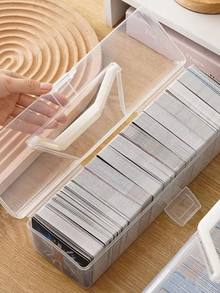 Transparente Aufbewahrungsbox für Plastik-Spielkarten mit Großer Kapazität für Fußballstars-Sammelkarten, Staubdicht und Vielseitig Einsetzbar