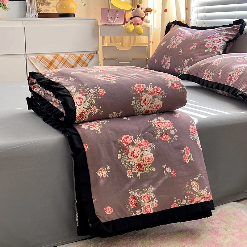 

2025 Hepburn Style Black Lace Single Summer Quilt Korean Version Flanged French Air Conditioning Quilt Cool Wash Cotton Bedding