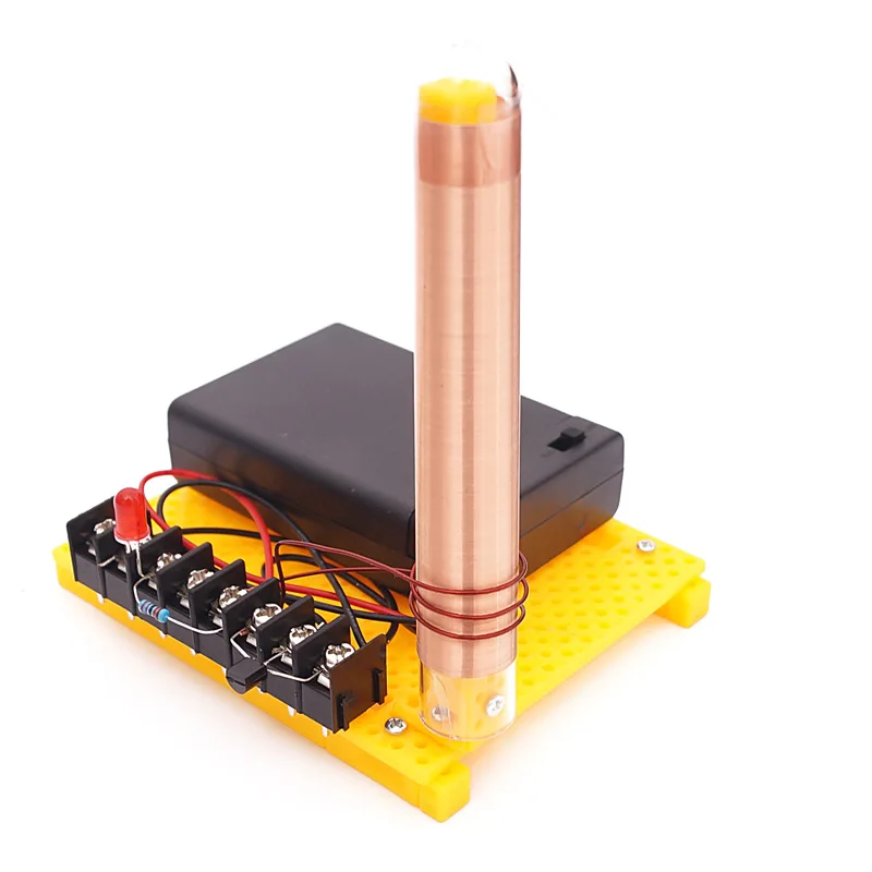 Electronic technology small production of wireless transmission device Coil science experiment in primary and secondary schools