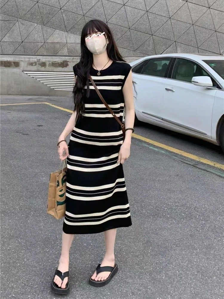Retro Striped Knitted Long Svel Dr Women's Summer Slimming Design Hollow out Polyester Straight Cut Gown