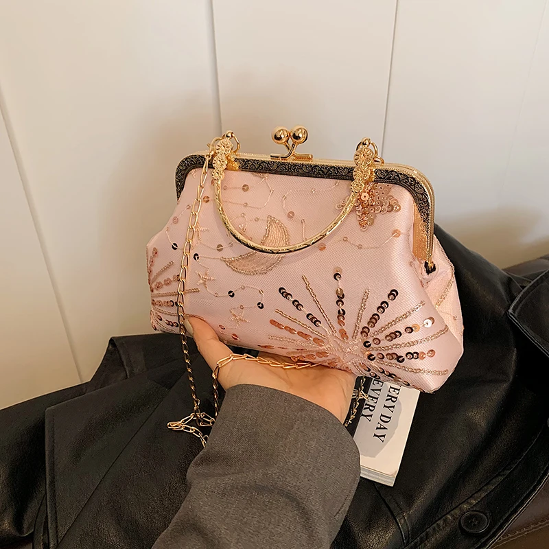 

Сумочка из бисера в стиле ретро, маленькая сумка с вышитым жемчугом, украшенный вручную клатч для вечернего Qipao, женская мода