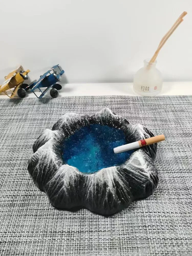 Home Bar and Homestay Trend New Chinese Creative Decorative Gifts Snowy Mountain Style Ashtray