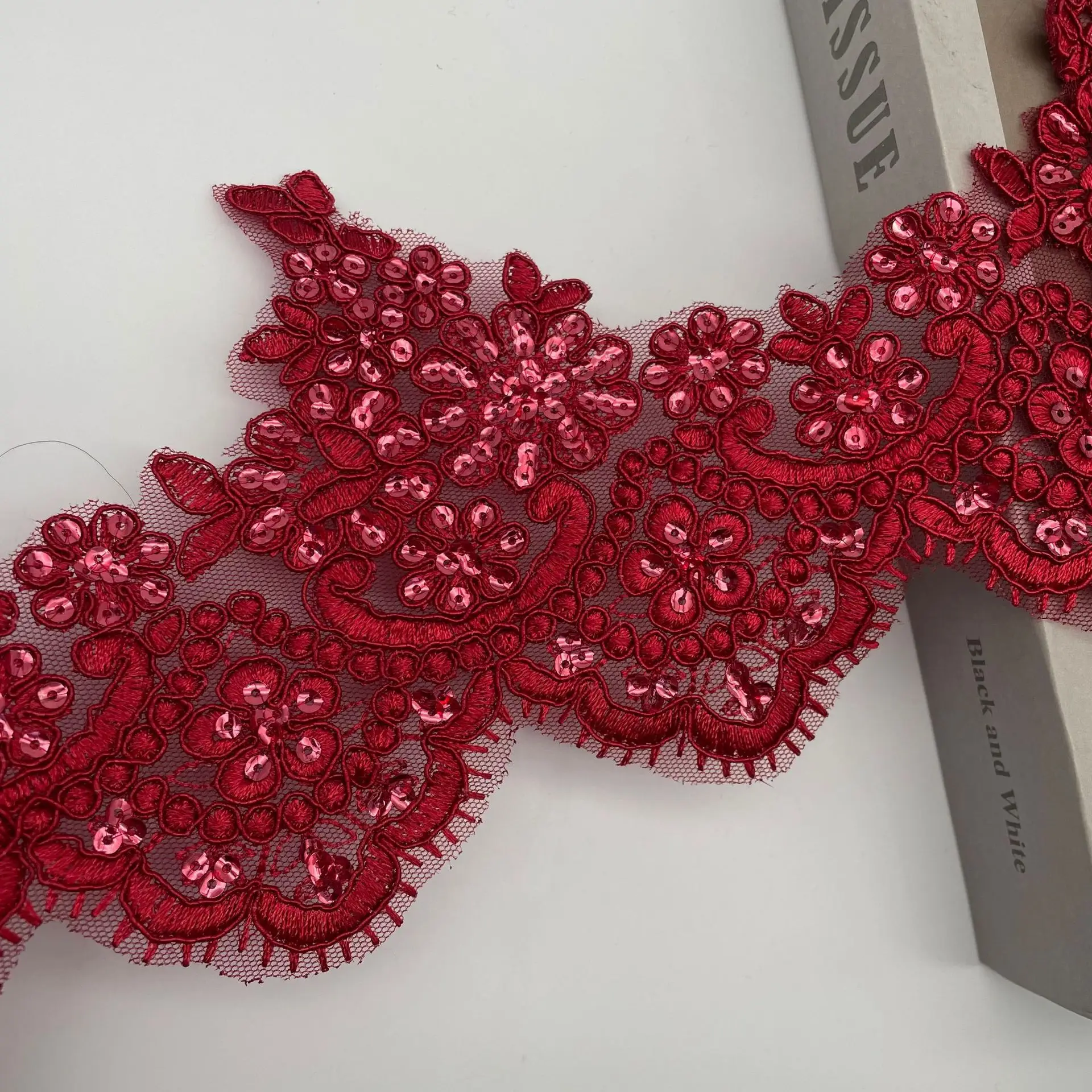 1 jard/13 cm czerwony zielony cekinowy sznurek kwiatowy Venise Venice Mesh Lace Trim Applique Sewing Craft for Wedding Dec.