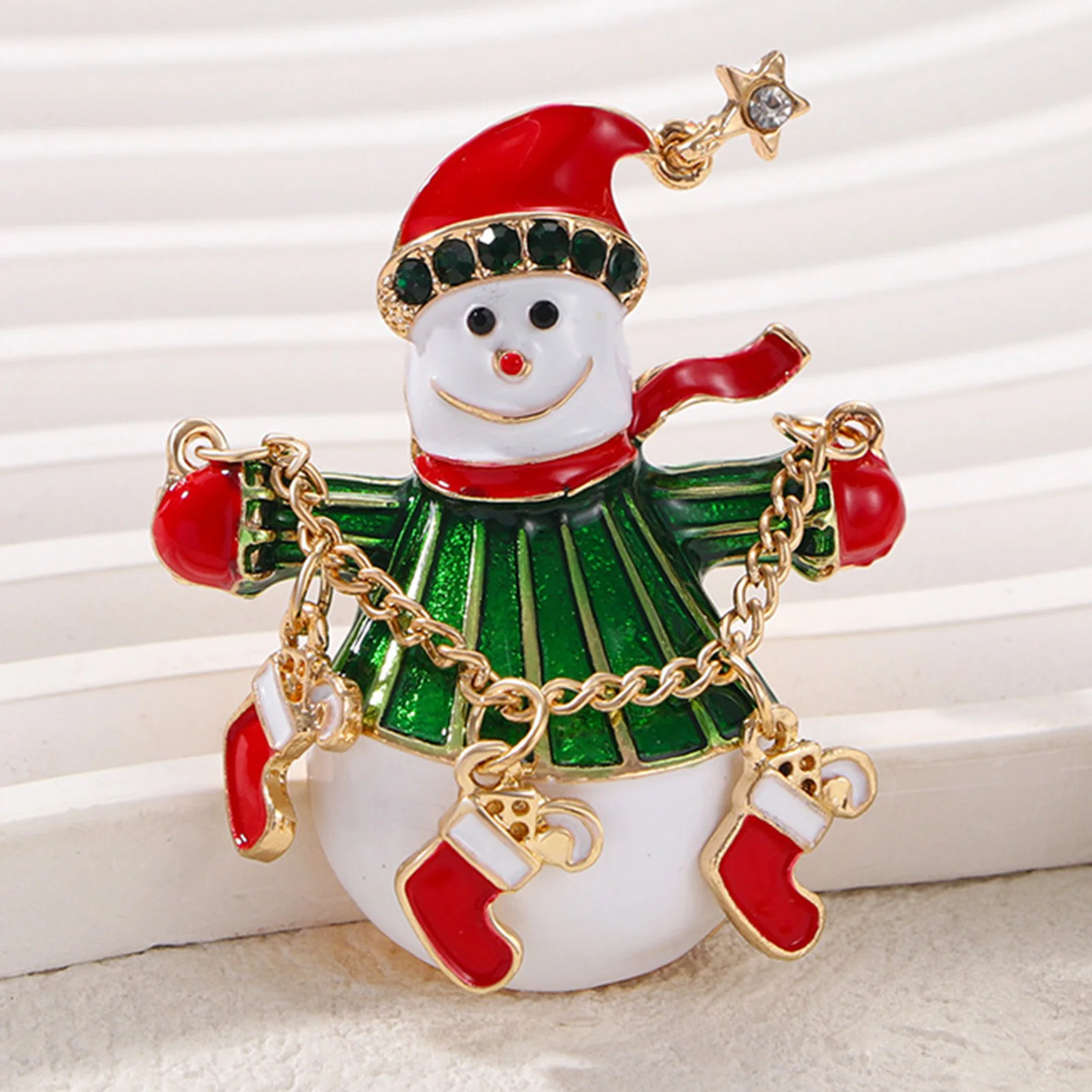 Christmas Snowman Xmas Tree เข็มกลัดโลหะผสมสังกะสีอเนกประสงค์เข็มกลัดหัวเข็มขัดสําหรับงานแต่งงานเต้นรําปาร์ตี้จัดเลี้ยง