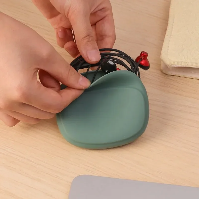 Portable Silicone Headphone Organizer Data Cable Punch Purse Mini Charging Cord Earphone Line Storage Case Winder Holder Keeper