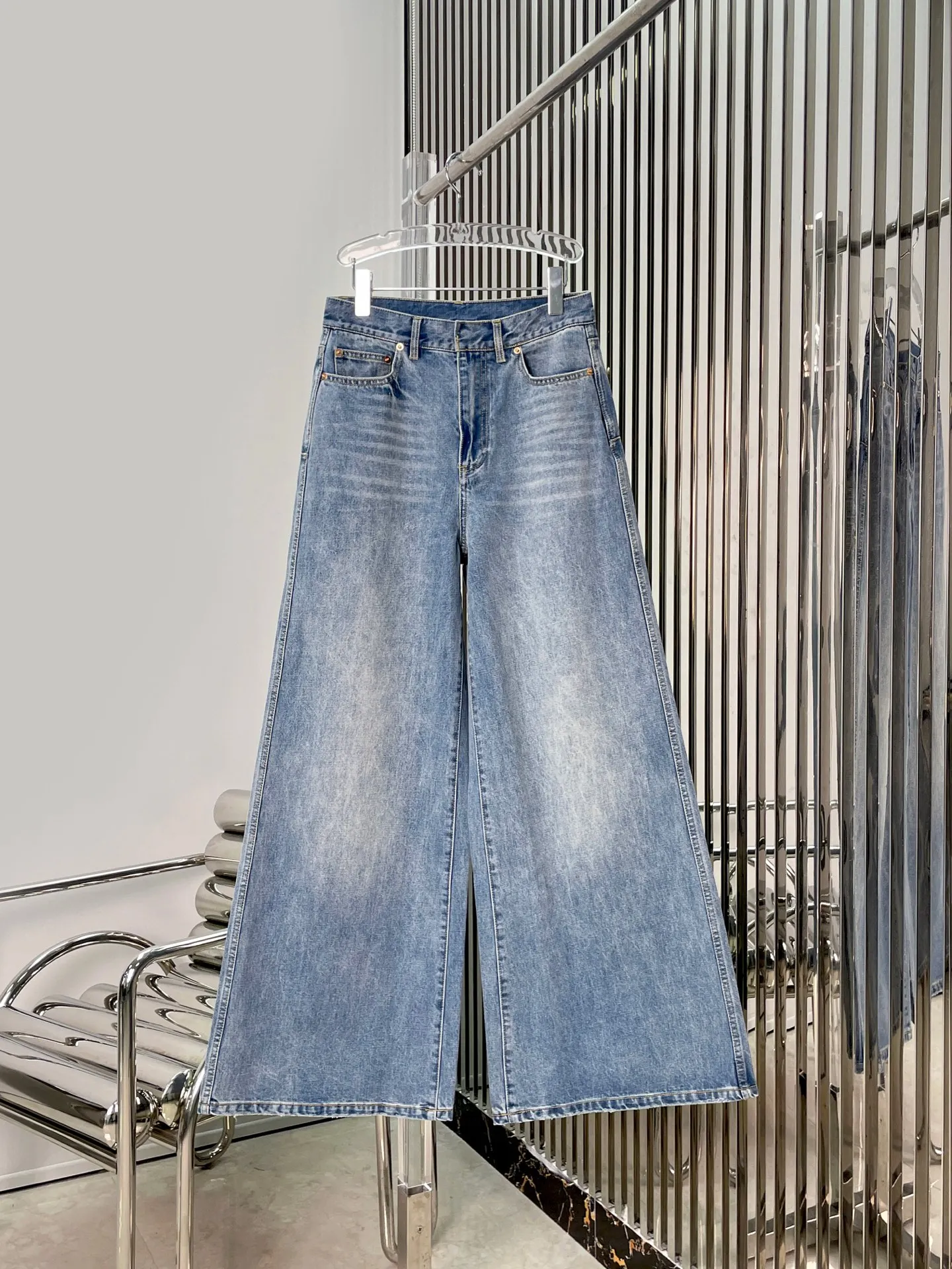 

High Waist Wide Leg Denim Jeans Women Loose Slimming Long Pants Waed Old Flower Pattern Printed Logo Casual Sle Winter