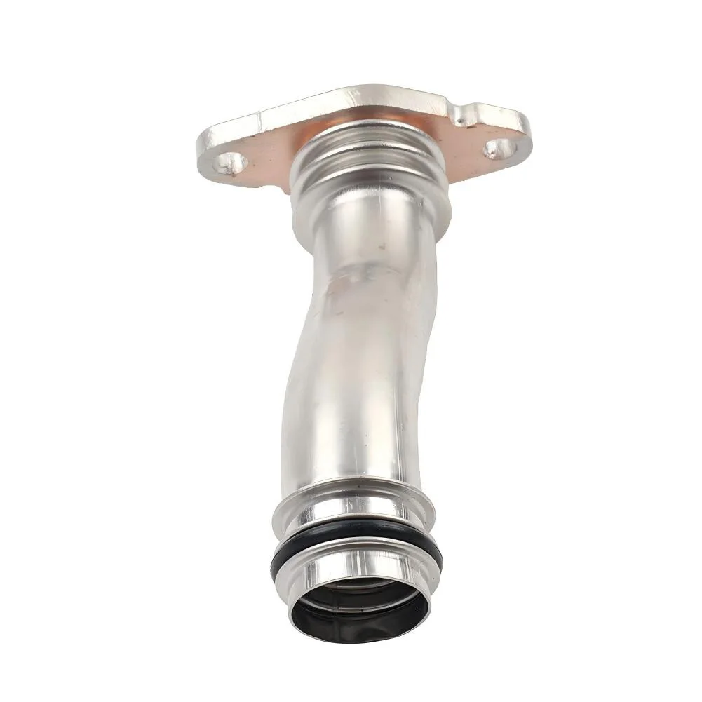 أجزاء نظام التبريد مصنع أنابيب تبريد المحرك المحددة مصنوعة من المعدن أداء موثوق أنبوب تبريد زيت مبرد السيارات