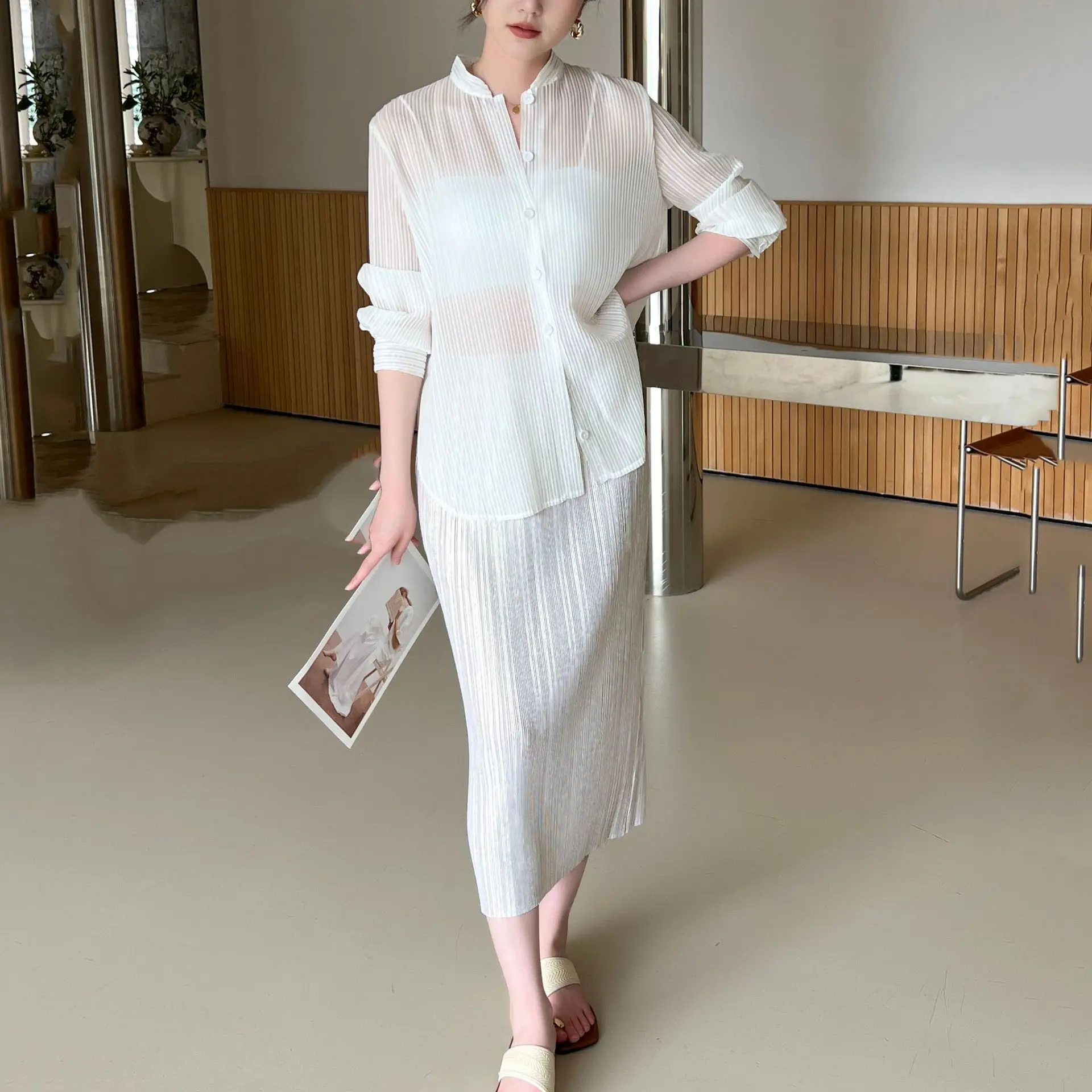 

Miyake Pleated 2025 New Autumn and Spring New High-end Pleated Soft Light Bright Silk Yarn Fashion Casual Shirt Jacket Pleated