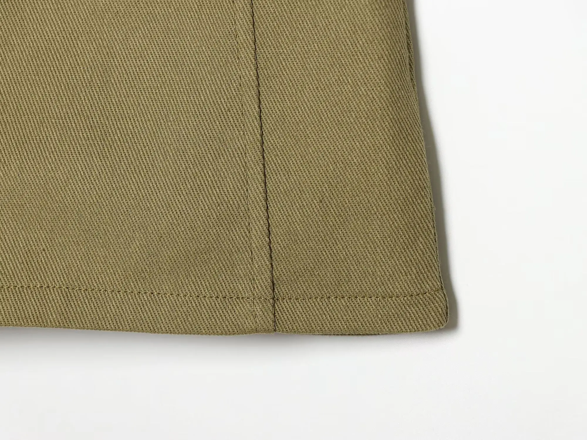 KONDALA Damen Vintage Street Shorts Set 2026 Sommer Trendiges High Street Retro Set Stylisches Urlaubs-Set mit Knöpfen, schmaler Weste und Mini-Shorts – Detail 20