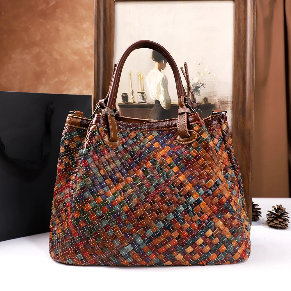 

2025 European and American Retro Handbag, Woven Leather, Large-capacity Single-shoulder Crossbody Bag