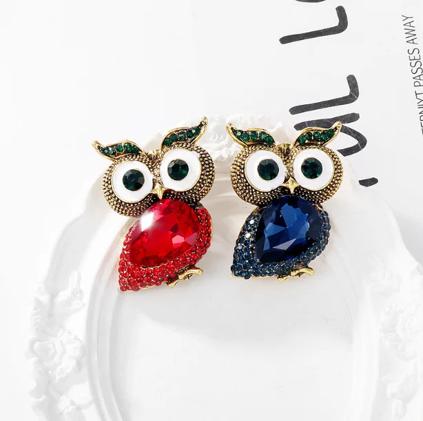 Fashion big eyed owl brooch animal brooch simple coat accessory