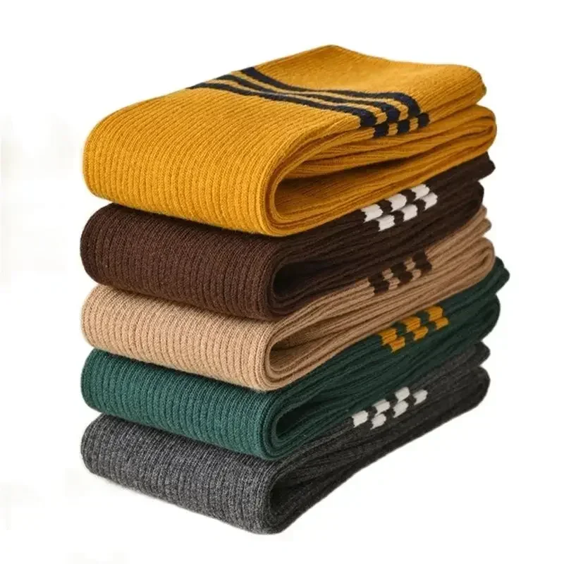 Calcetines altos de algodón a rayas para mujer