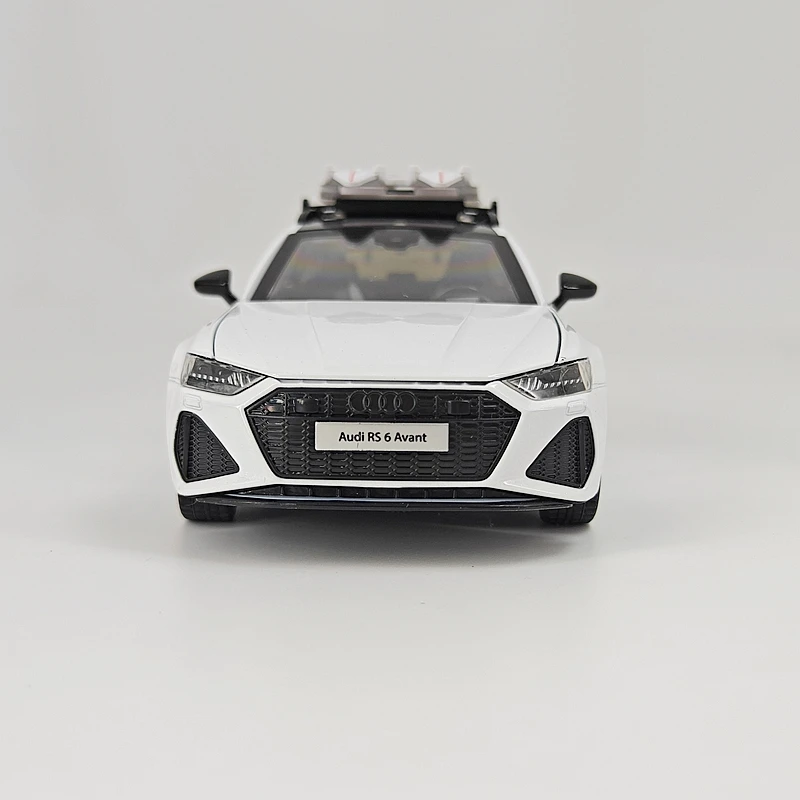 1:24 simulation Audi RS6 alloy car model, doors and engine hood, trunk can be opened, sound and light return force ornaments