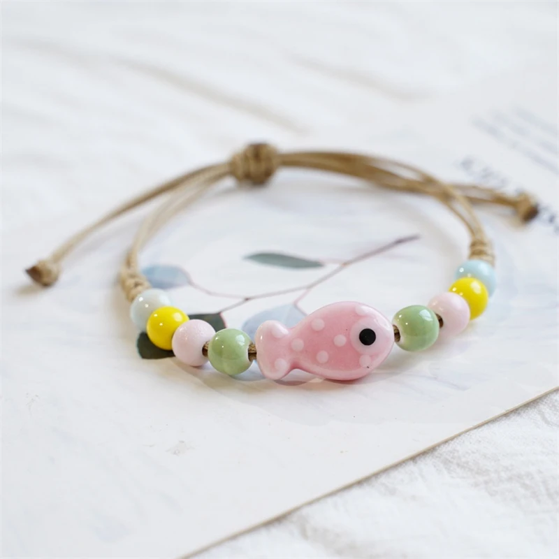 Einfache bunte Keramik-Fisch-Perlen-Armbänder für Damen und Herren, handgefertigt, geflochtenes Seil, verstellbare Armbänder, Freundschaftsschmuck, Geschenk