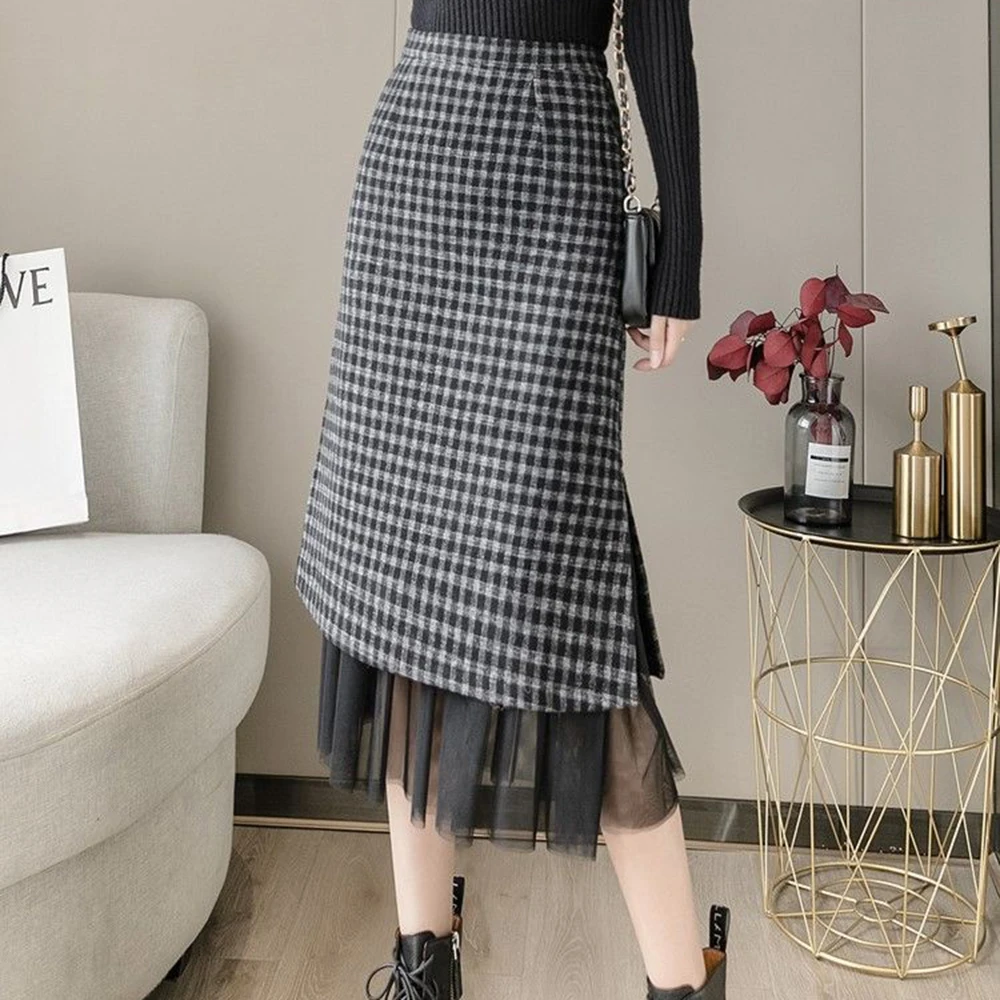 Woolen plaid skirt autumn and winter 2025 new plaid foreign style small man a word hip wrap medium and long skirt