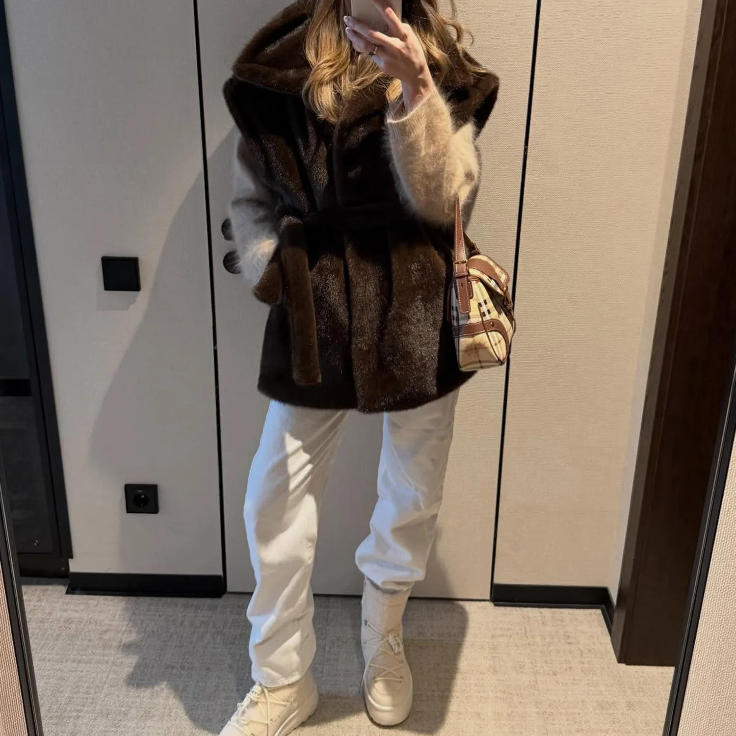 Women Faux Mink Fur Sleeveless Vest Large Lapel With Belt Mid Length Warm Luxury Faux Fur Waistcoat Winter Outerwear