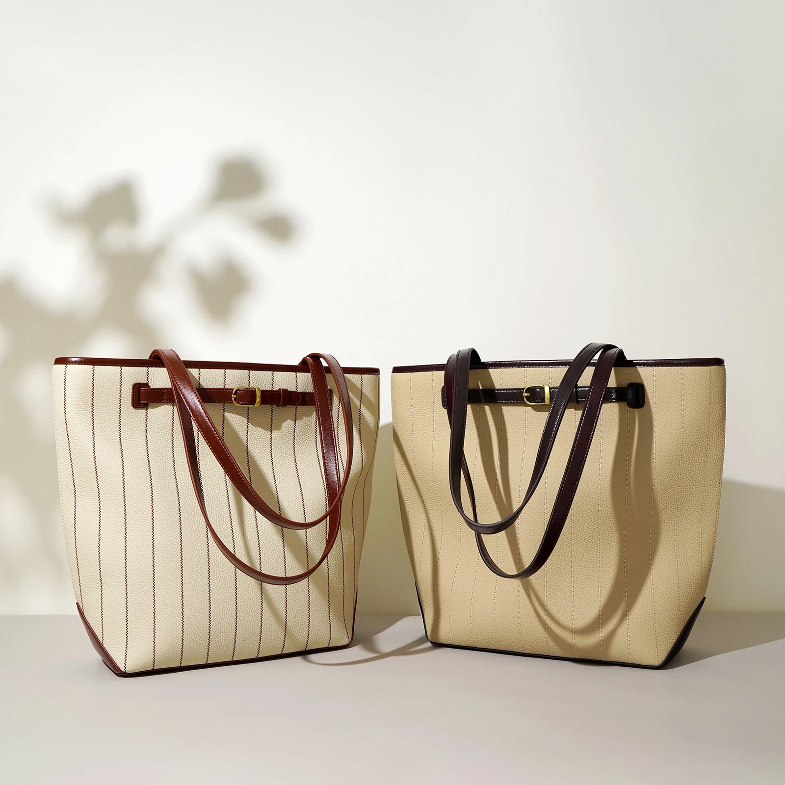 

2025 New Fashion Trend Designer Women Tote Bag Cowhide Genuine Leather Bucket Female Single Shoulder Bag For Laies Handbag