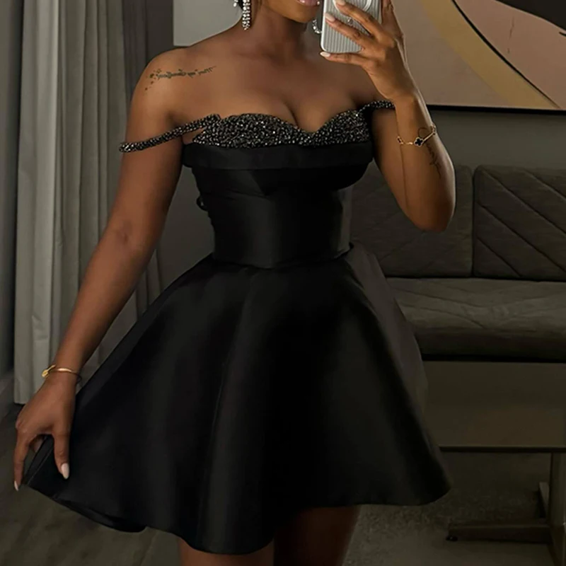 Black Beaded Short Homecoming Dress Sweetheart Satin Cocktail Party Dress Mini Vestido Festa Prom Dress Short Luxury