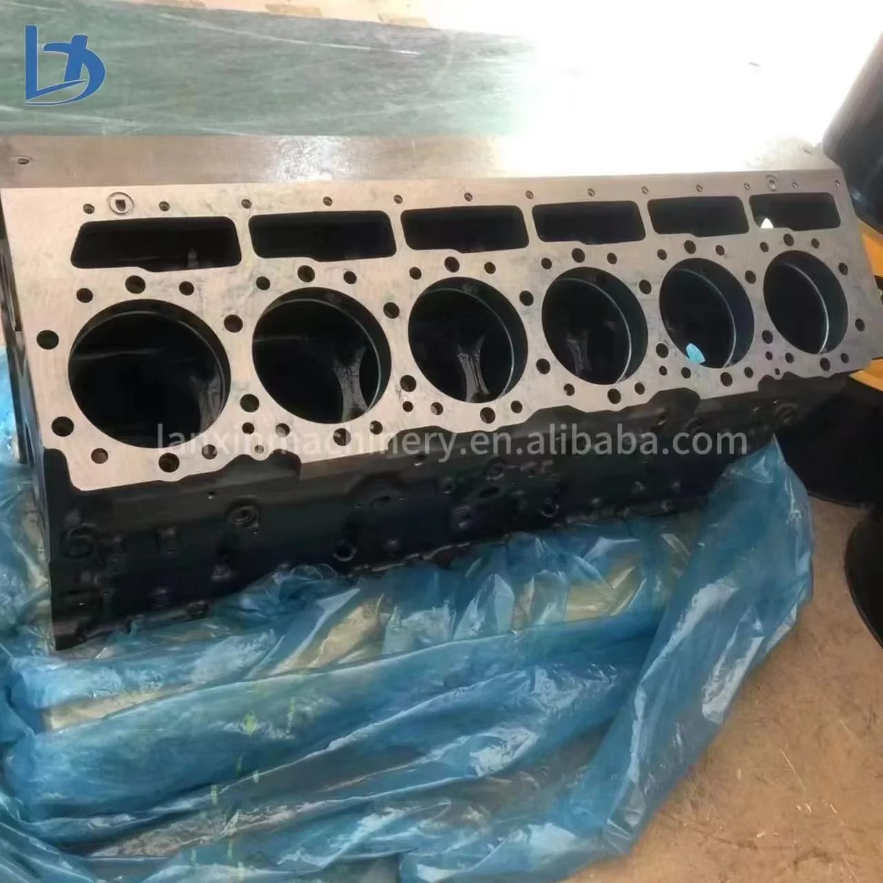 

Engine Spare Parts C6.6 Cylinder Block 3066 3304 3306 C4.4 C6.4 C7 C9 C13 C15 C18 C27 C32 Cylinder Block For Caterpillar C6.6