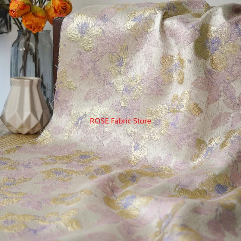 

1-метровая золотая шелковая пряжа с цветочным узором, жаккардовая ткань, женская весенне-осенняя элегантная классическая рубашка, декоративная швейная ткань